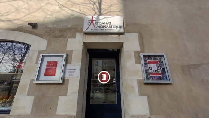 Virtual Tour nr.34 - L'Artisanat Monastique (Religious Goods Store in Paris)